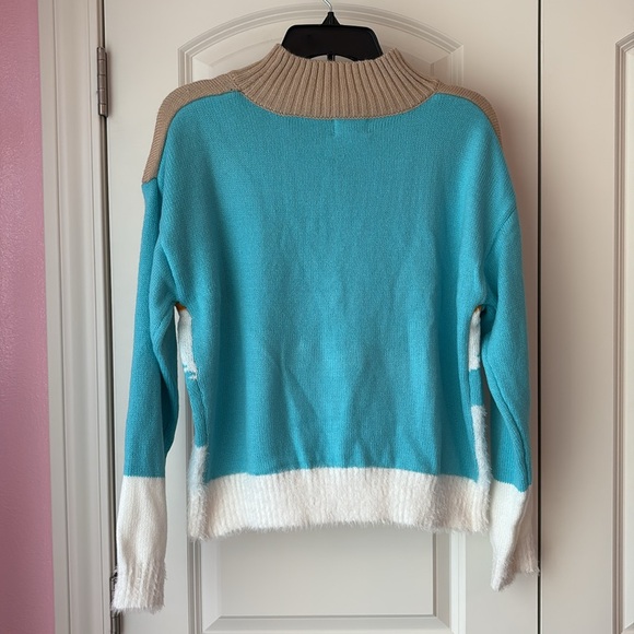 TJMaxx Penguin Ski Sweater - Picture 2 of 9